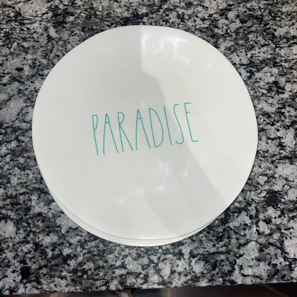 Rae Dunn dinner plates. Set of 4
